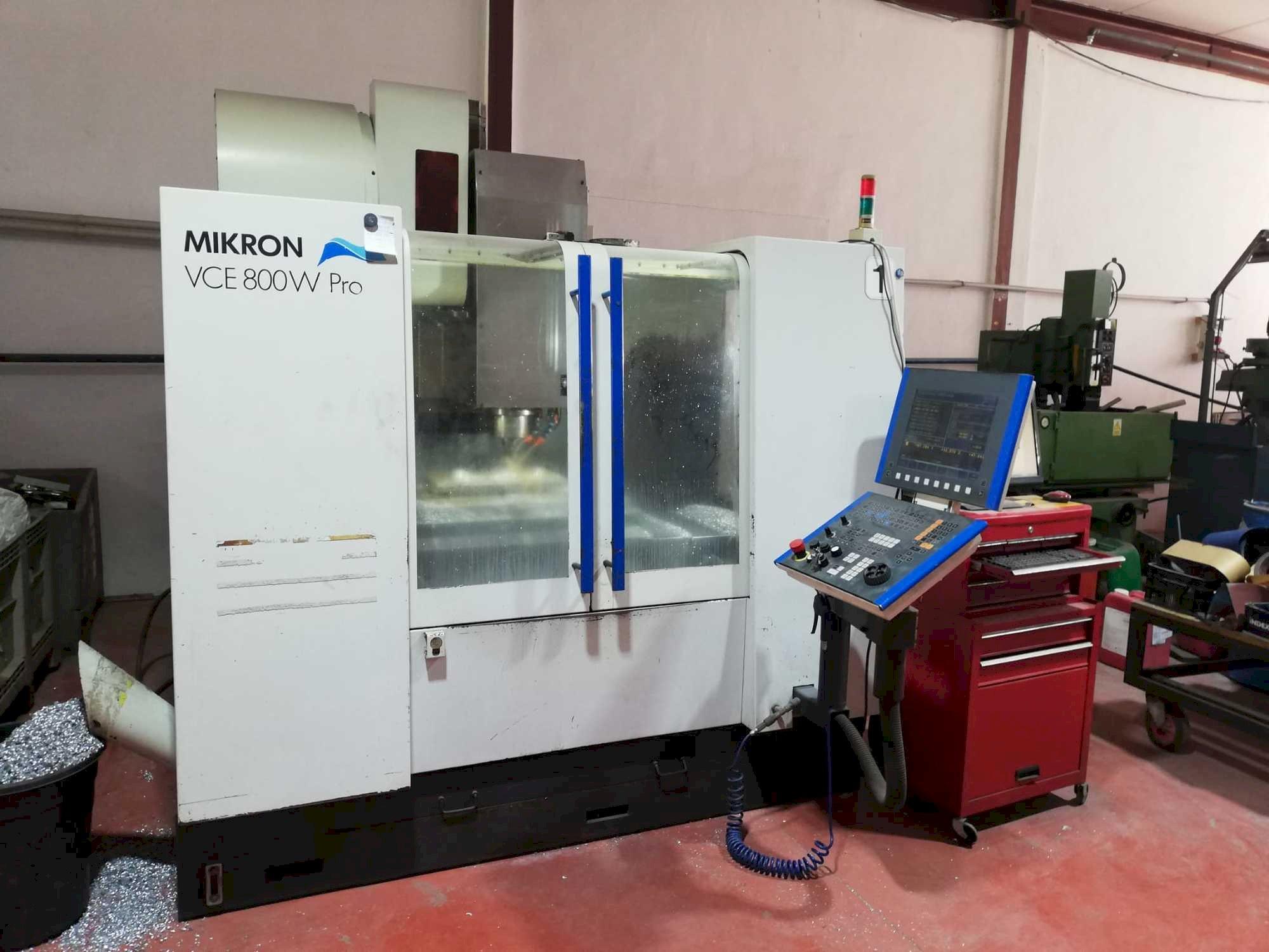 Front view of MIKRON VCE 800W Pro  machine