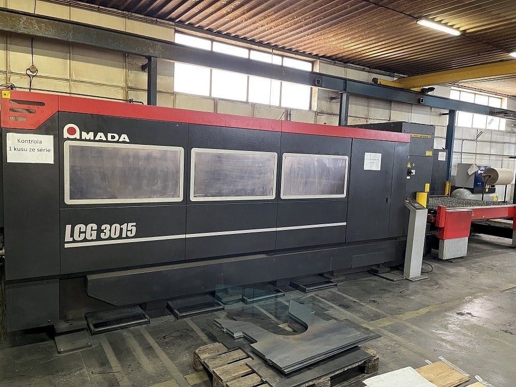 Front view of AMADA LCG 3015  machine