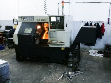 Left view of Goodway GLS-200M Machine